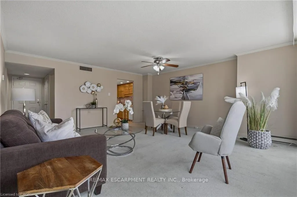 Photo 12 of Unit 306, 150 Wilson Street W, Hamilton, Ancaster — HOMEH