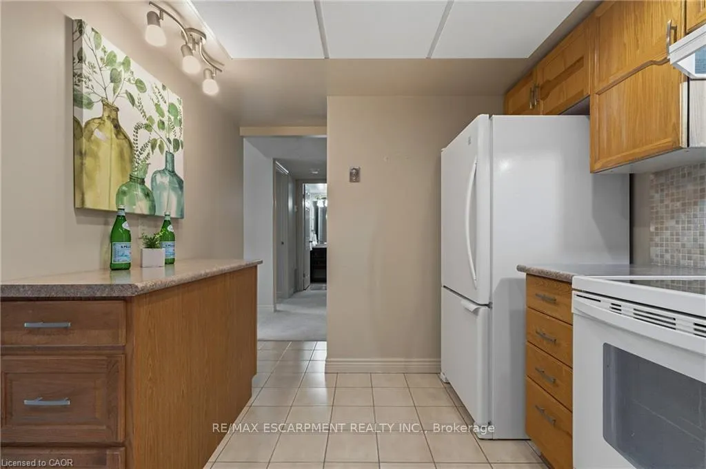 Photo 25 of Unit 306, 150 Wilson Street W, Hamilton, Ancaster — HOMEH