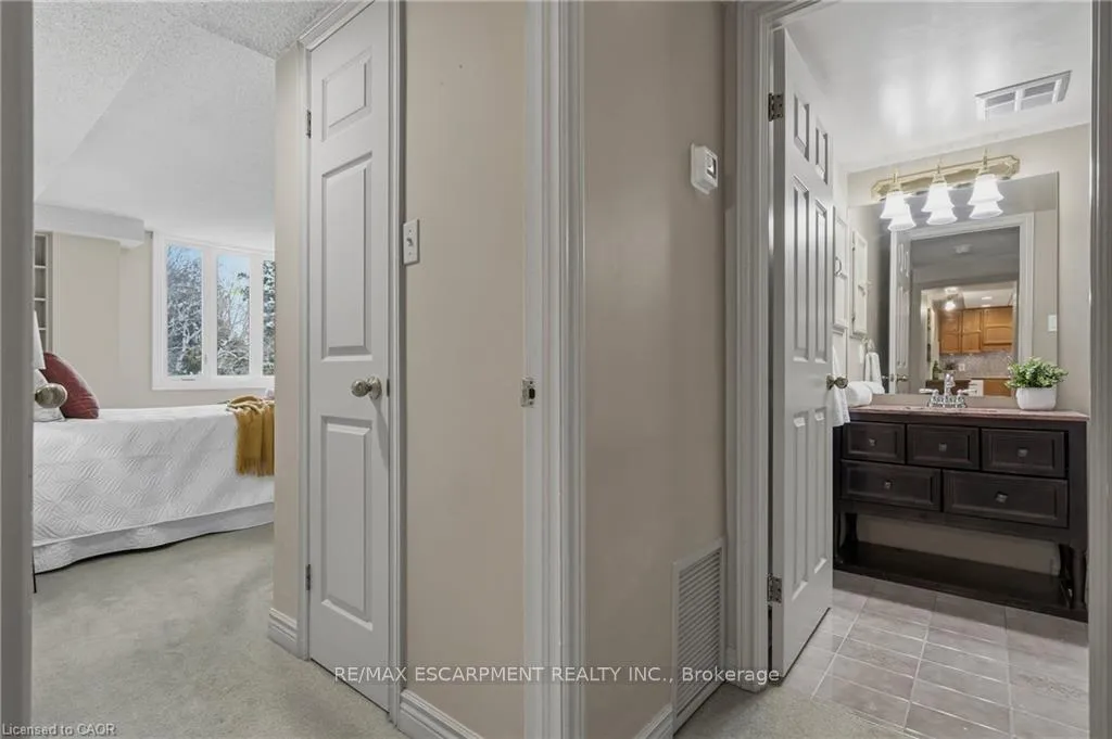 Photo 26 of Unit 306, 150 Wilson Street W, Hamilton, Ancaster — HOMEH