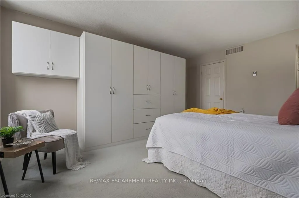 Photo 30 of Unit 306, 150 Wilson Street W, Hamilton, Ancaster — HOMEH