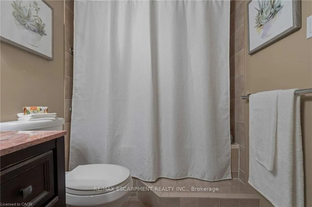 Photo 32 of Unit 306, 150 Wilson Street W, Hamilton, Ancaster — HOMEH