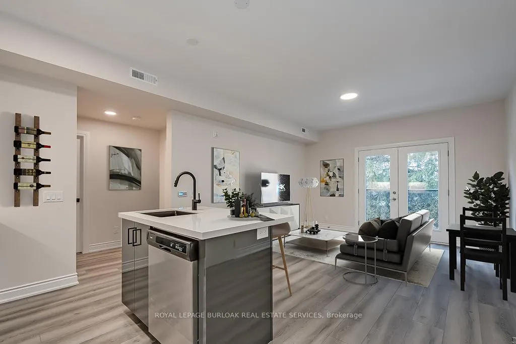 Photo 3 of Unit 2C, 259 King Street E, Hamilton, Stoney Creek — HOMEH