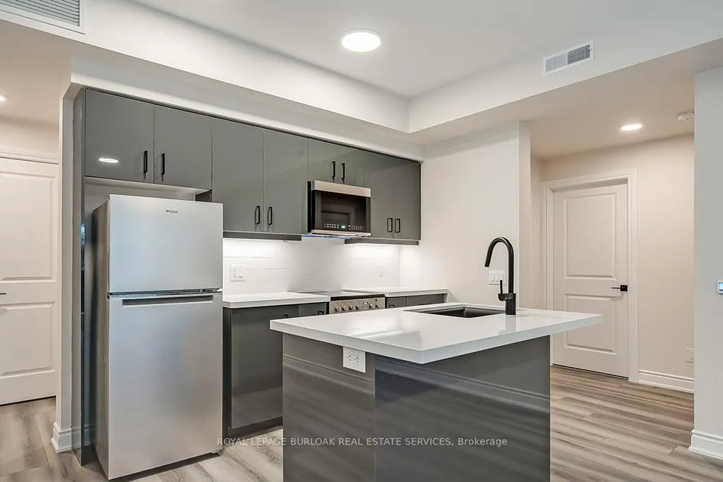 Photo 6 of Unit 2C, 259 King Street E, Hamilton, Stoney Creek — HOMEH