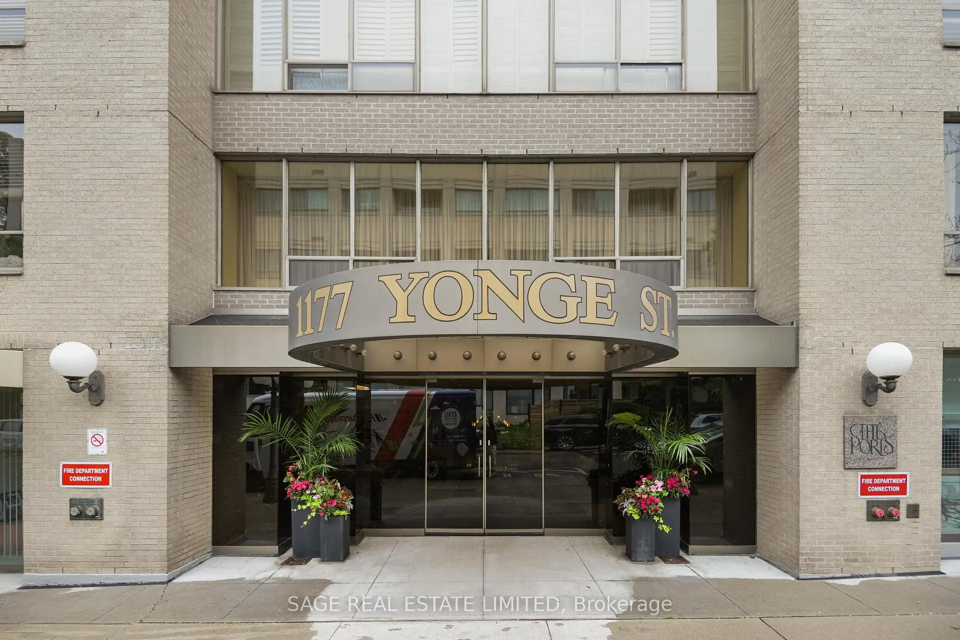 Photo 5 of Unit 207, 1177 Yonge Street, Toronto, Rosedale-Moore Park — HOMEH