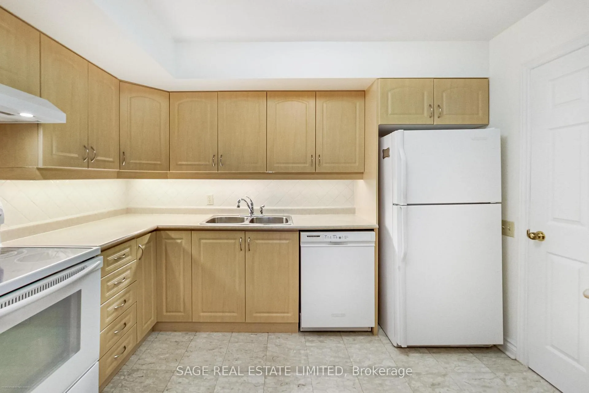 Photo 11 of Unit 207, 1177 Yonge Street, Toronto, Rosedale-Moore Park — HOMEH