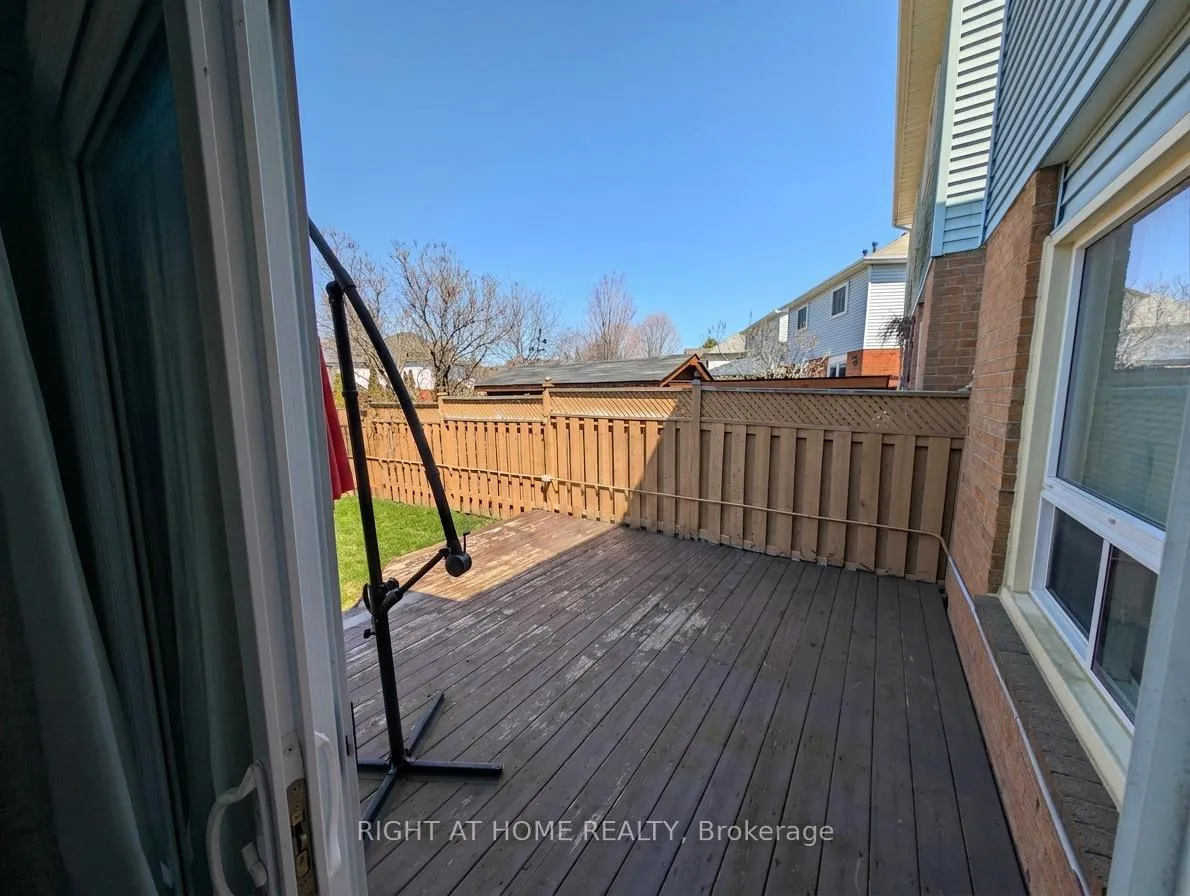 Photo 15 of 20 Newport Avenue, Clarington, Courtice — HOMEH