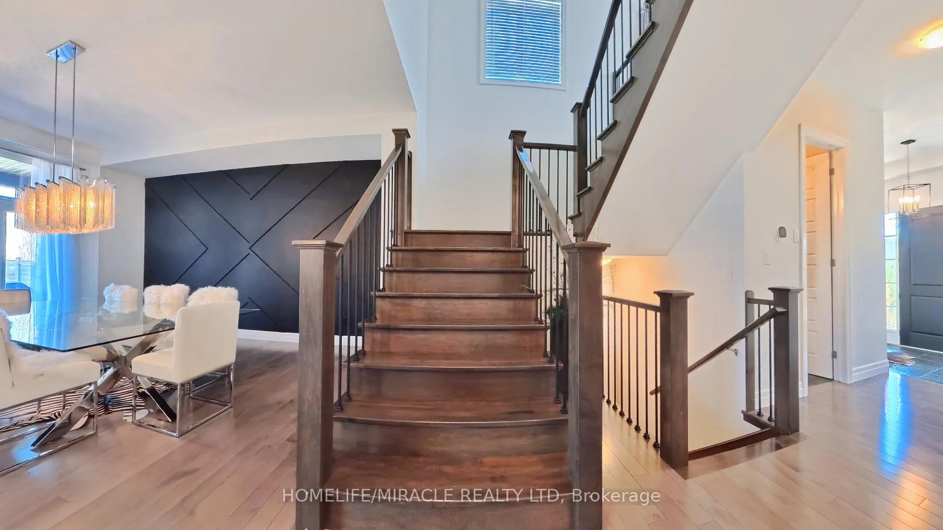 Photo 7 of 102 Deer Creek Street, Kitchener — HOMEH