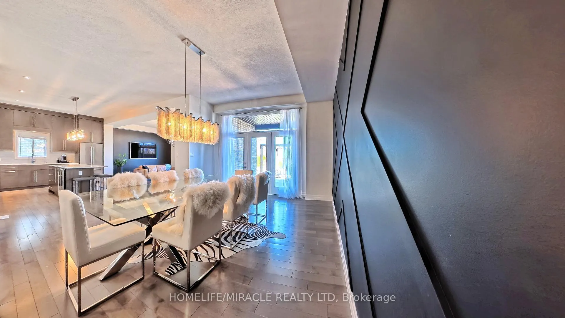 Photo 9 of 102 Deer Creek Street, Kitchener — HOMEH