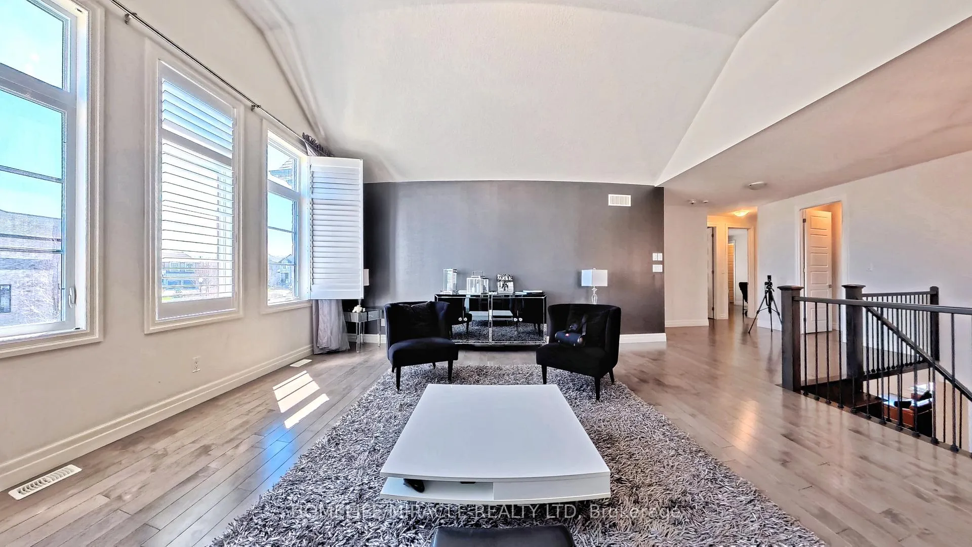 Photo 21 of 102 Deer Creek Street, Kitchener — HOMEH