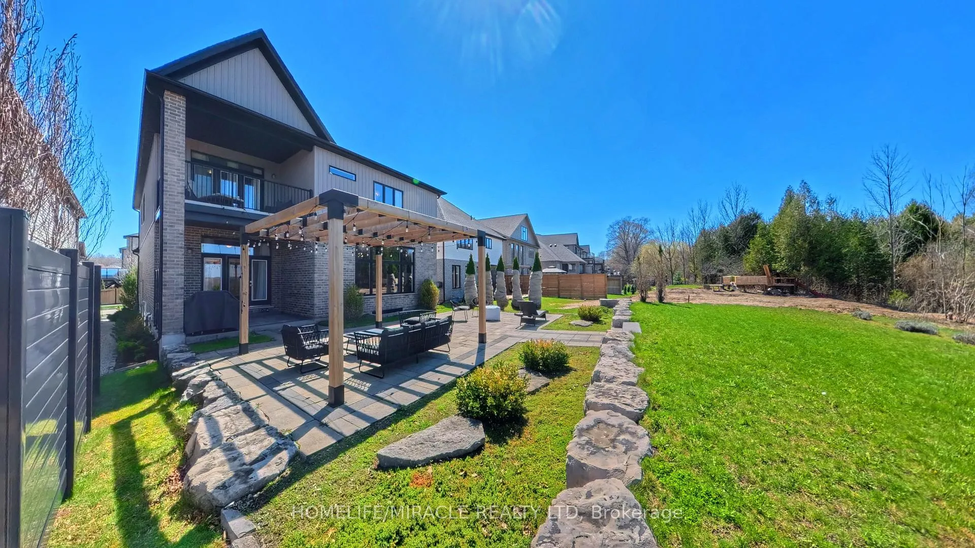 Photo 44 of 102 Deer Creek Street, Kitchener — HOMEH