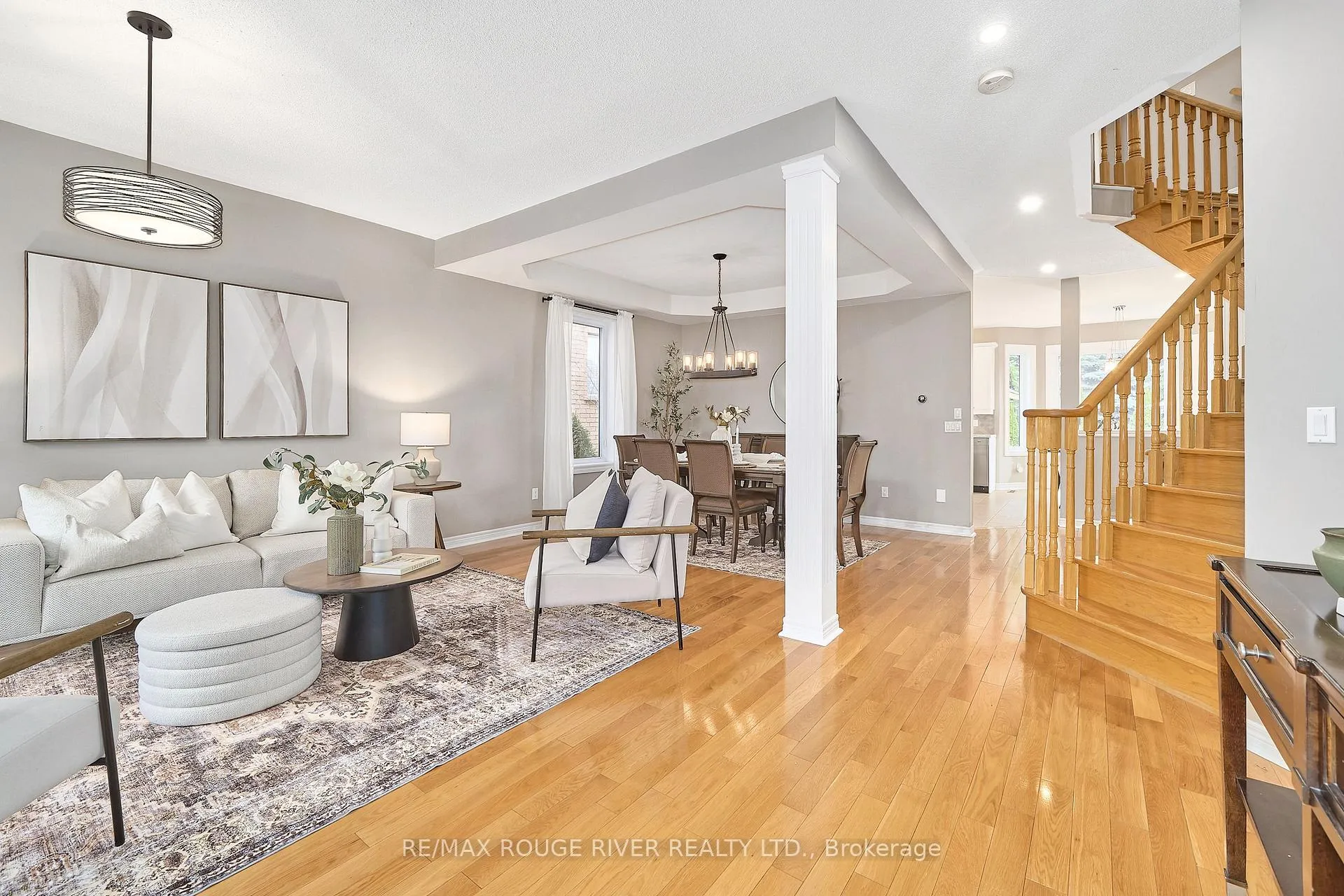 Photo 5 of 51 Vineyard Avenue, Whitby, Williamsburg — HOMEH