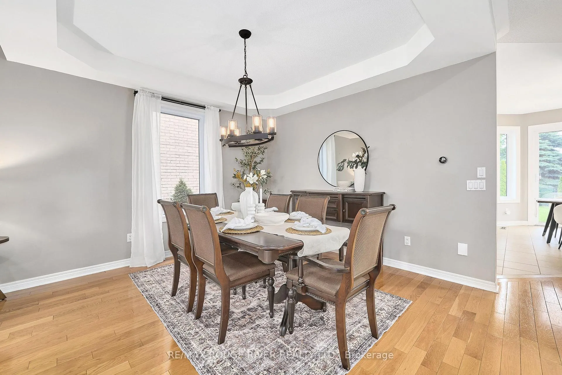 Photo 7 of 51 Vineyard Avenue, Whitby, Williamsburg — HOMEH