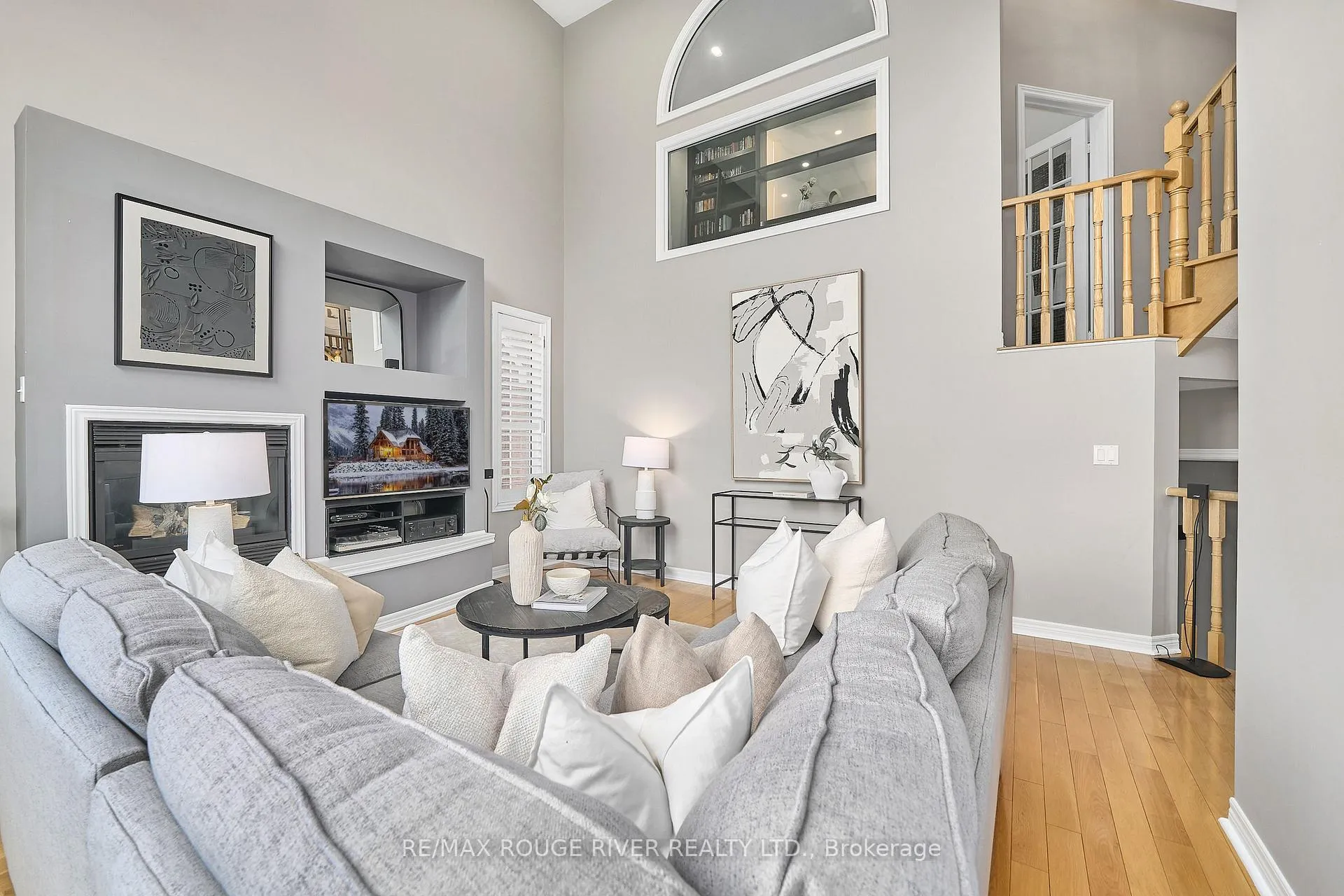 Photo 17 of 51 Vineyard Avenue, Whitby, Williamsburg — HOMEH