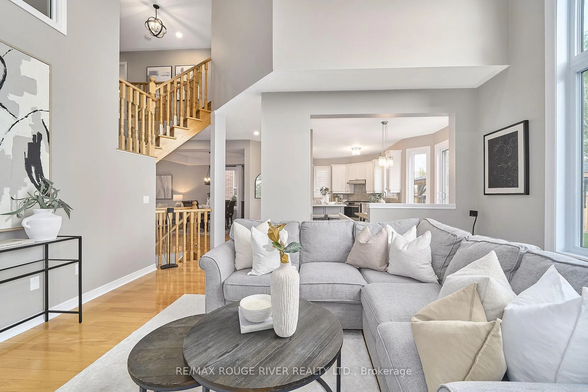 Photo 18 of 51 Vineyard Avenue, Whitby, Williamsburg — HOMEH