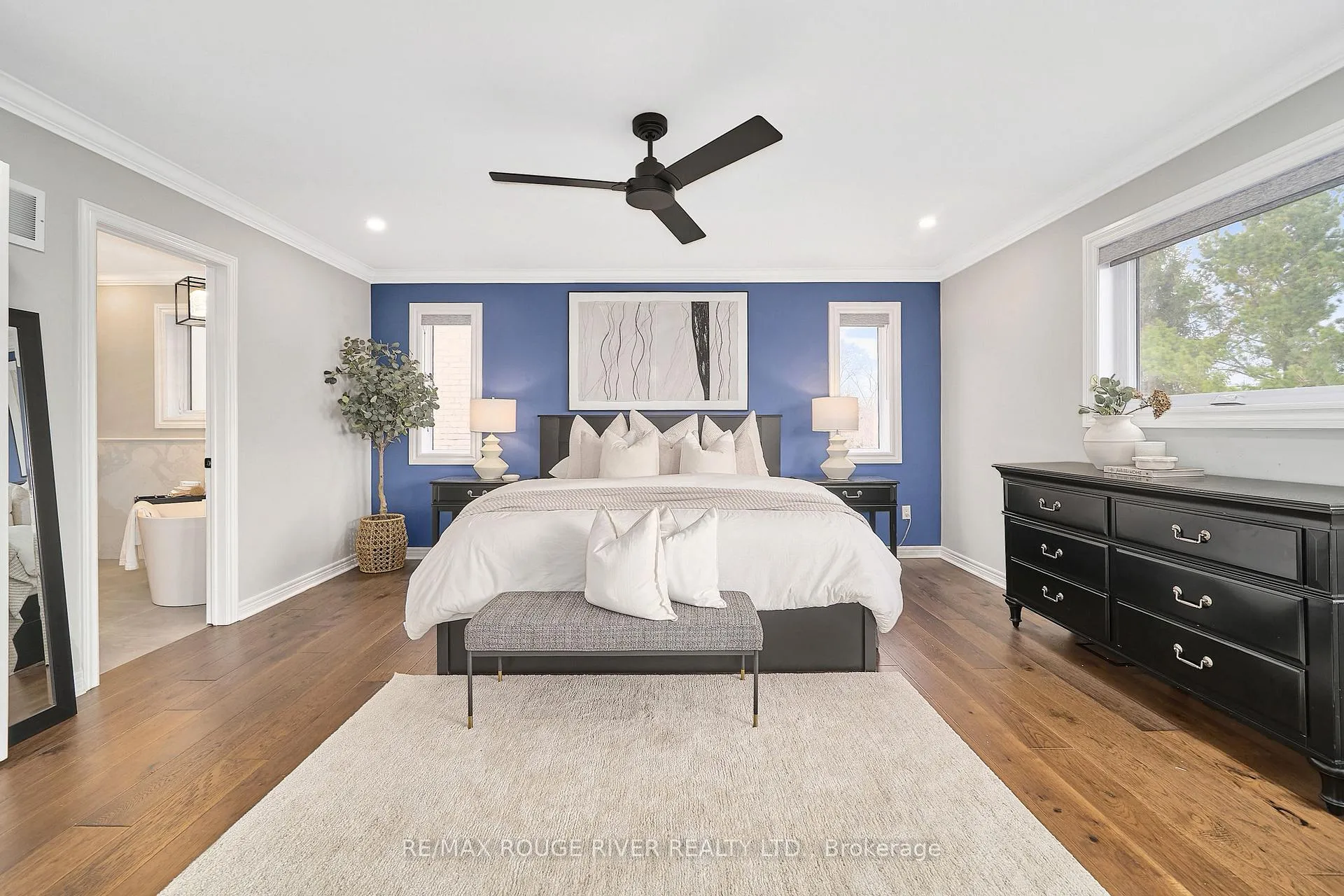 Photo 23 of 51 Vineyard Avenue, Whitby, Williamsburg — HOMEH
