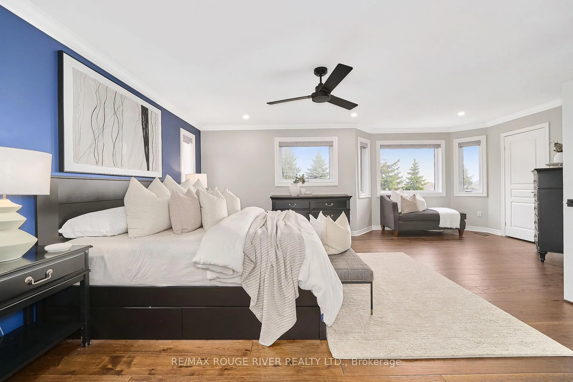 Photo 25 of 51 Vineyard Avenue, Whitby, Williamsburg — HOMEH