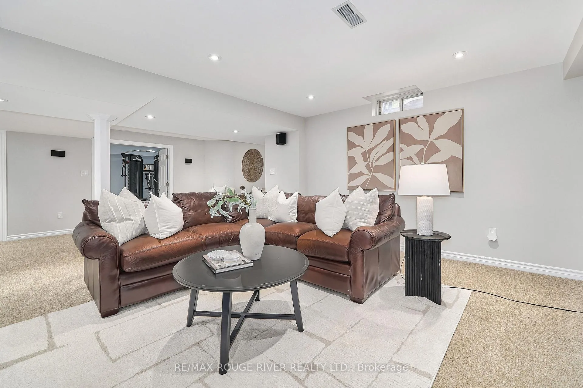 Photo 37 of 51 Vineyard Avenue, Whitby, Williamsburg — HOMEH