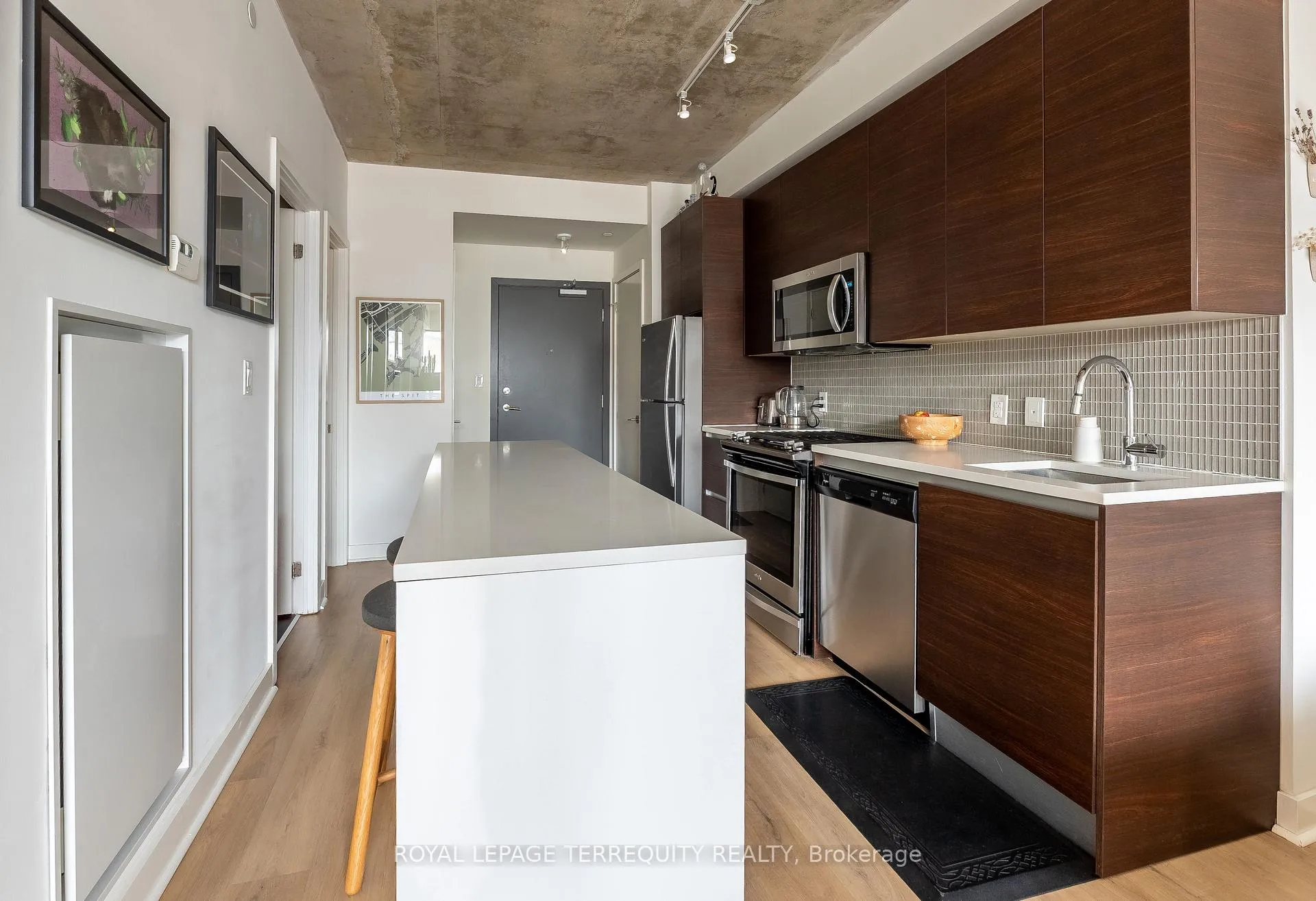 Photo 11 of Unit 316, 246 Logan Avenue, Toronto, South Riverdale — HOMEH