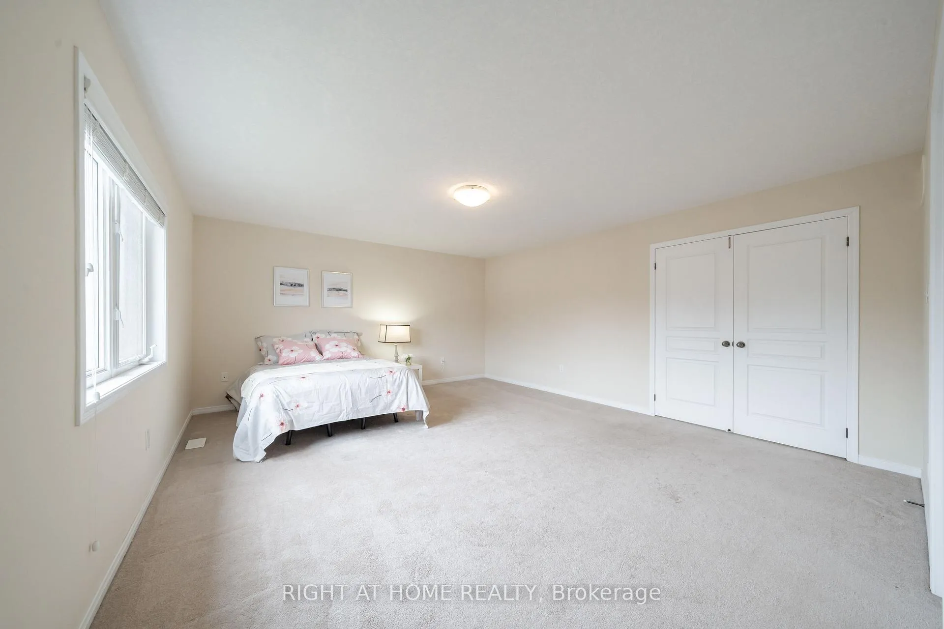 Photo 17 of 148 Whitwell Way, Hamilton, Binbrook — HOMEH
