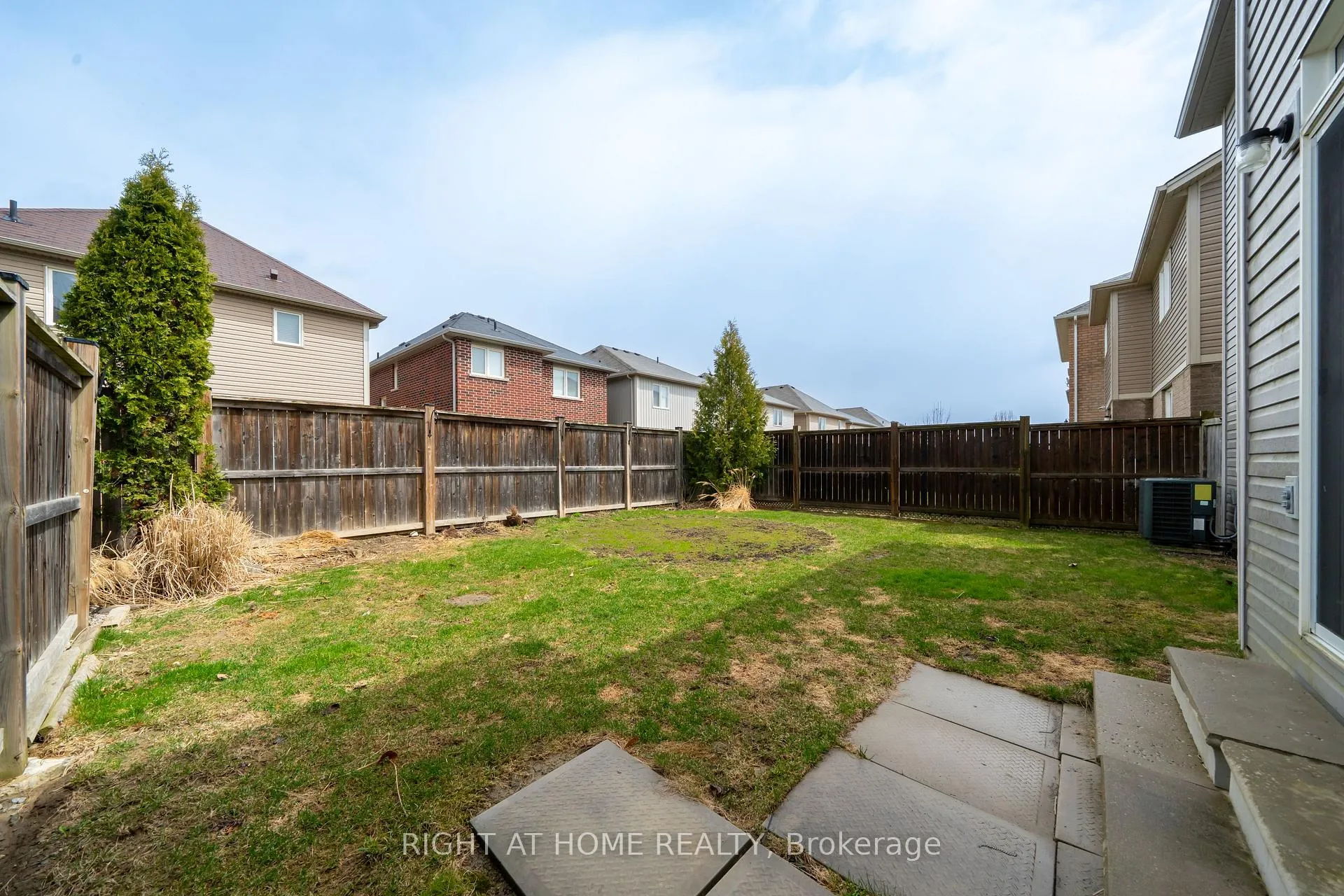 Photo 28 of 148 Whitwell Way, Hamilton, Binbrook — HOMEH