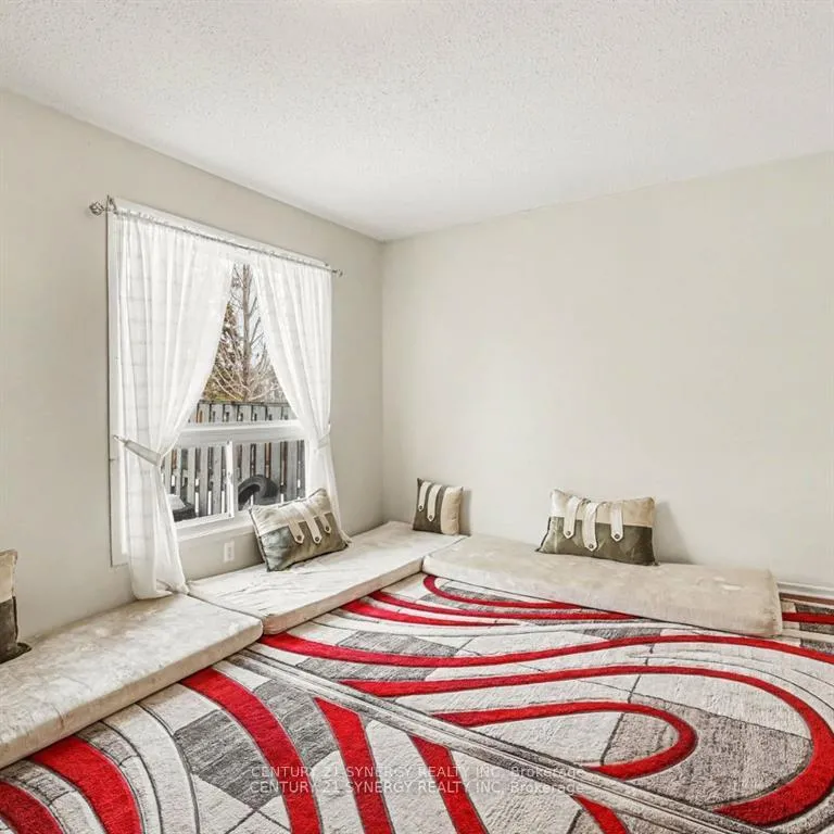 Photo 5 of Unit 73, 1239 Bowmount Street, Ottawa, Cyrville — HOMEH