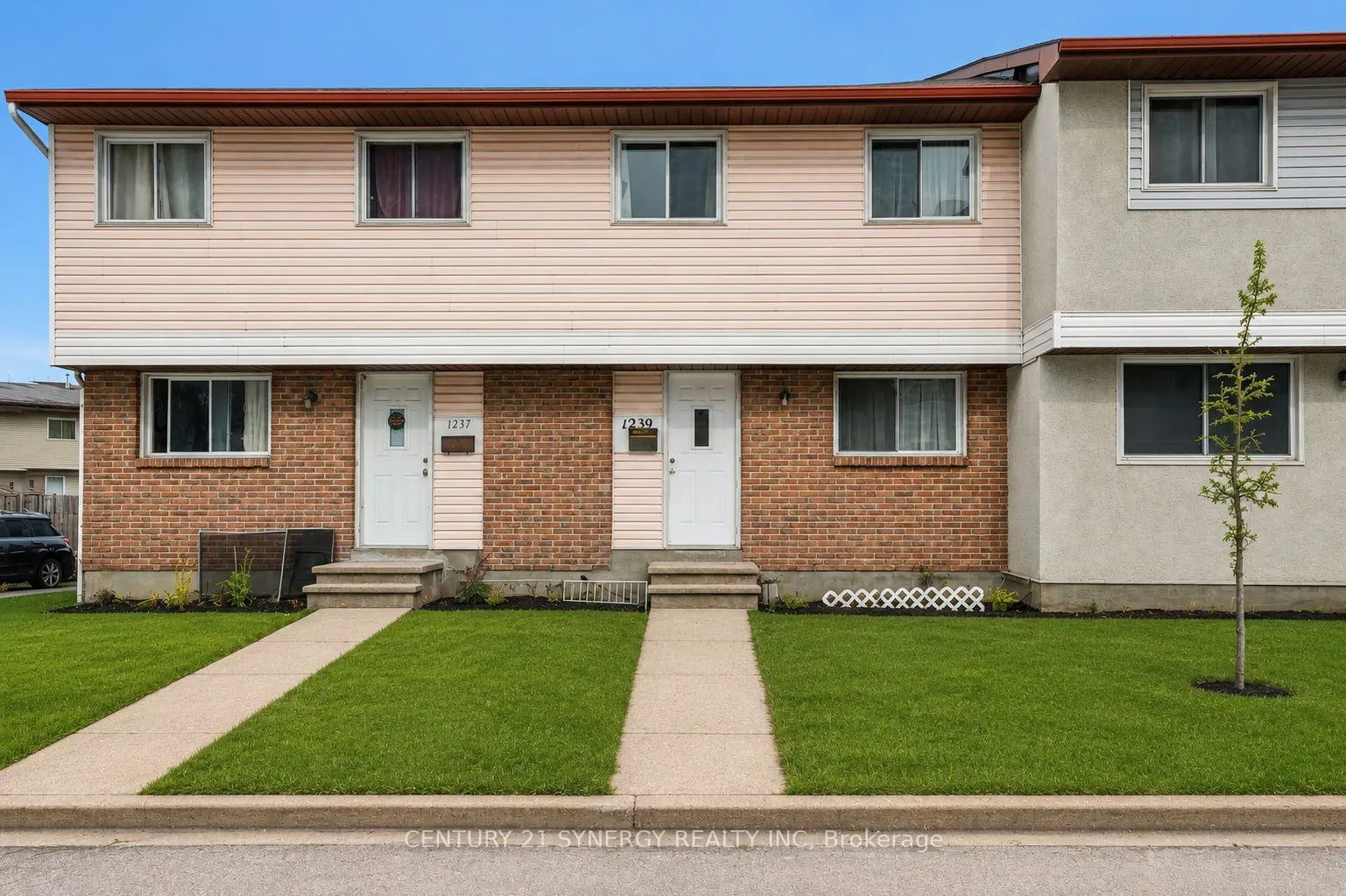 Photo 1 of Unit 73, 1239 Bowmount Street, Ottawa, Cyrville — HOMEH