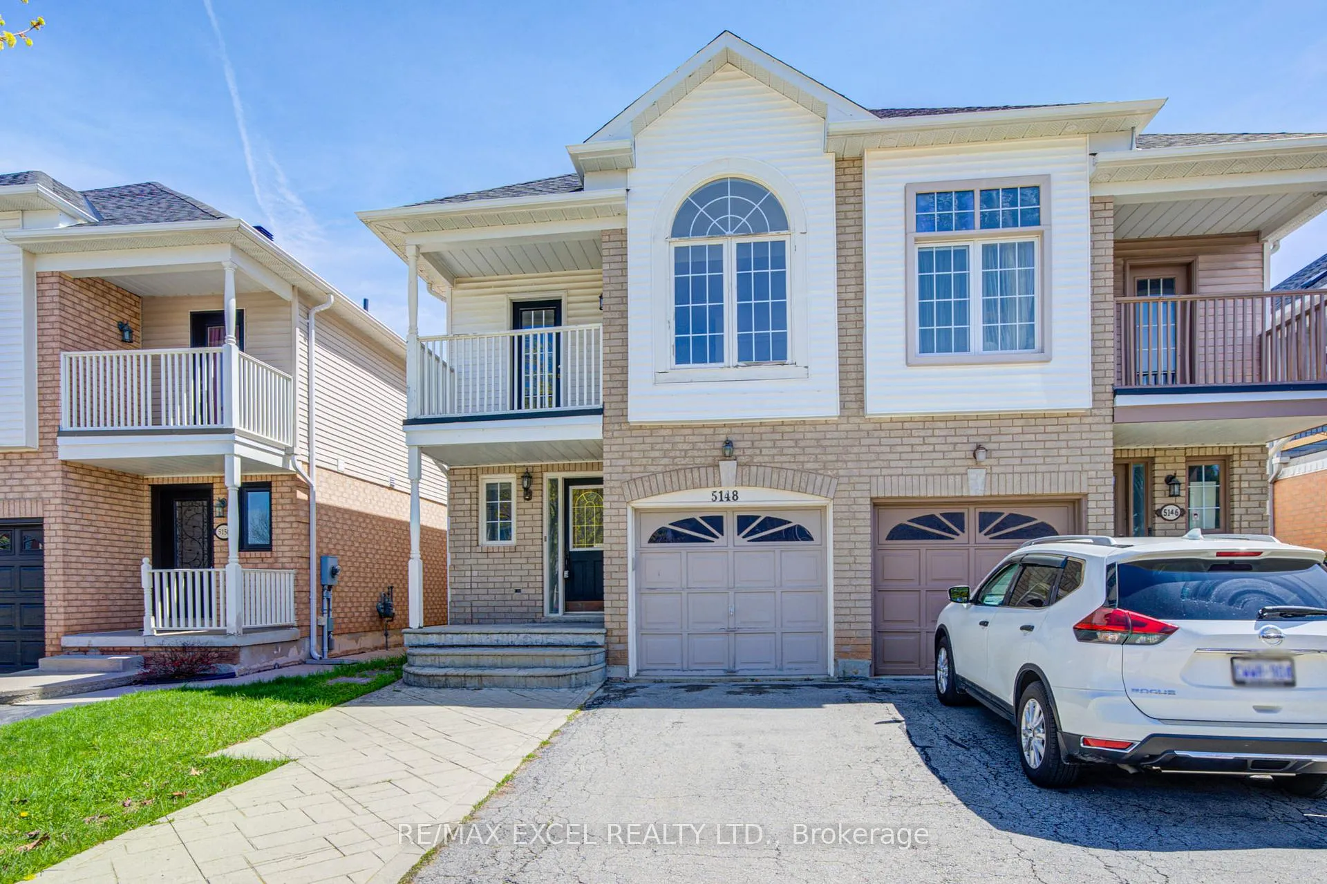 Photo 3 of 5148 Porter Street, Burlington, Uptown — HOMEH