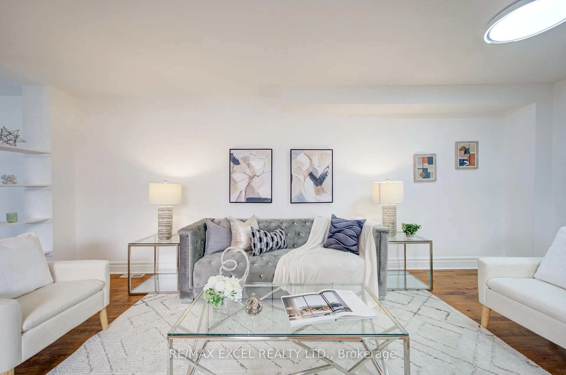 Photo 9 of 5148 Porter Street, Burlington, Uptown — HOMEH