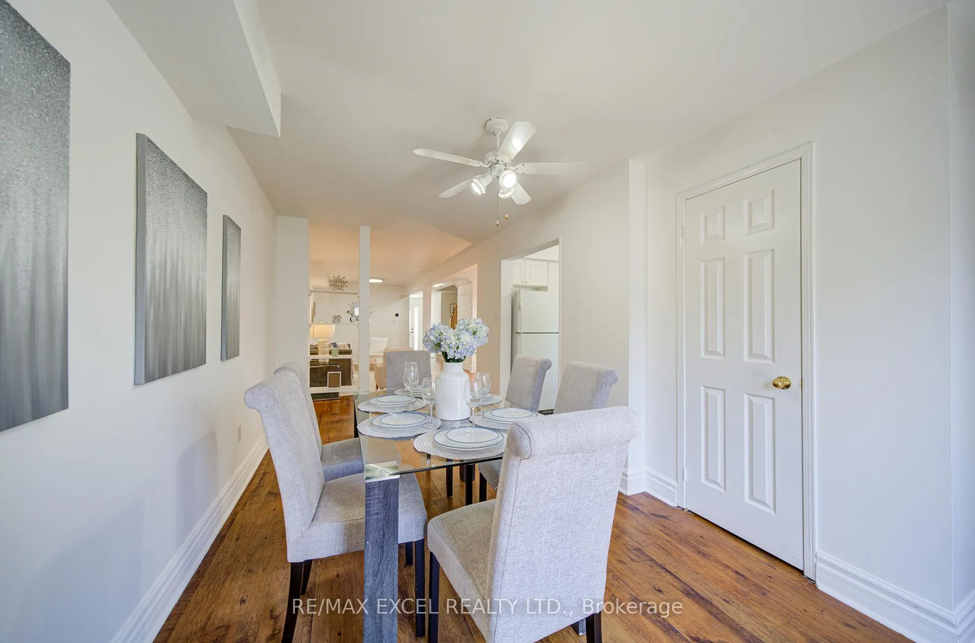 Photo 14 of 5148 Porter Street, Burlington, Uptown — HOMEH