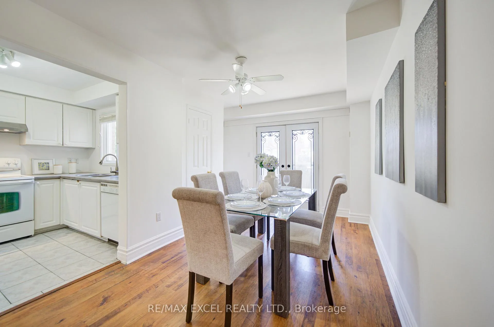 Photo 15 of 5148 Porter Street, Burlington, Uptown — HOMEH