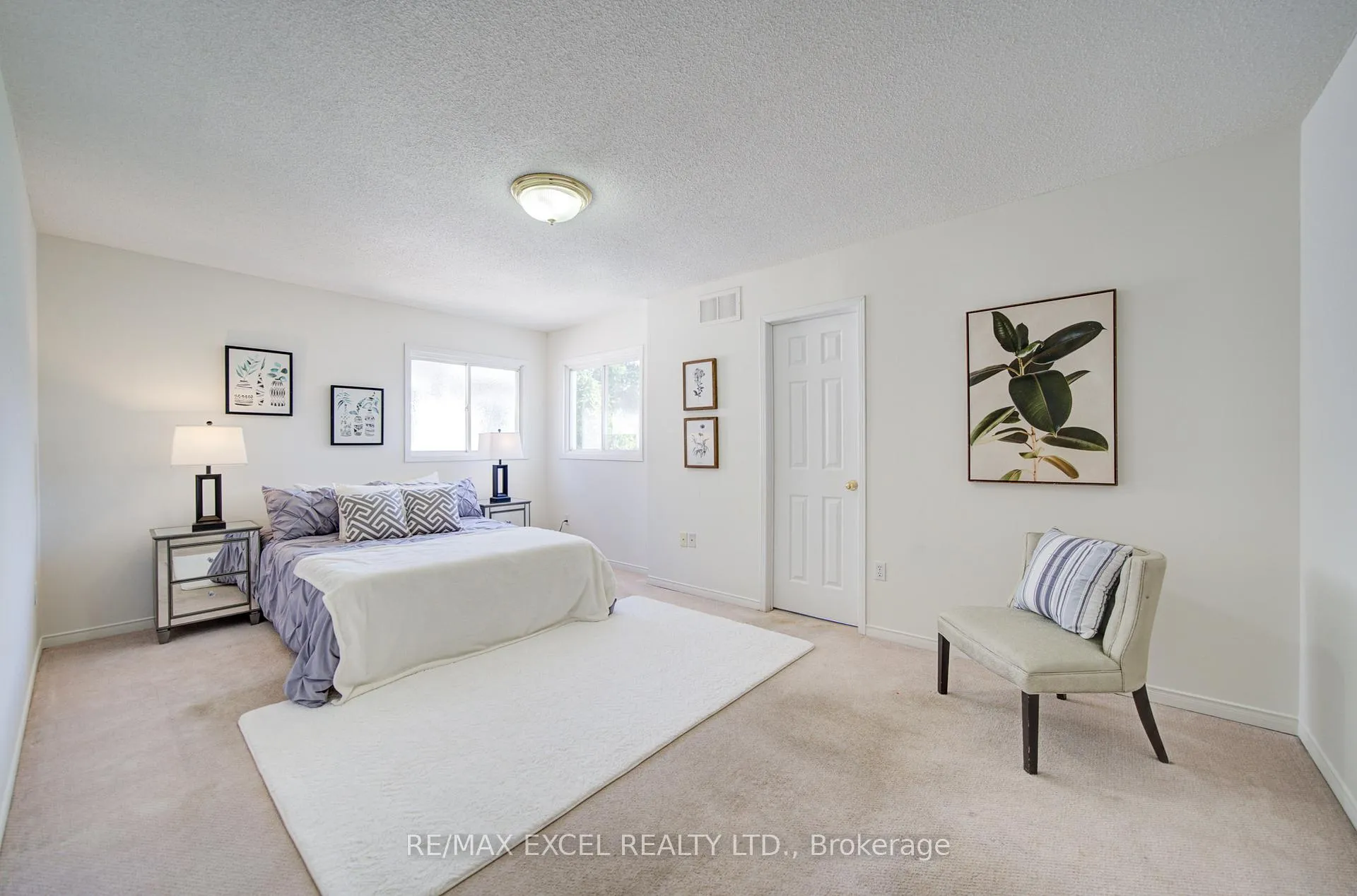 Photo 24 of 5148 Porter Street, Burlington, Uptown — HOMEH