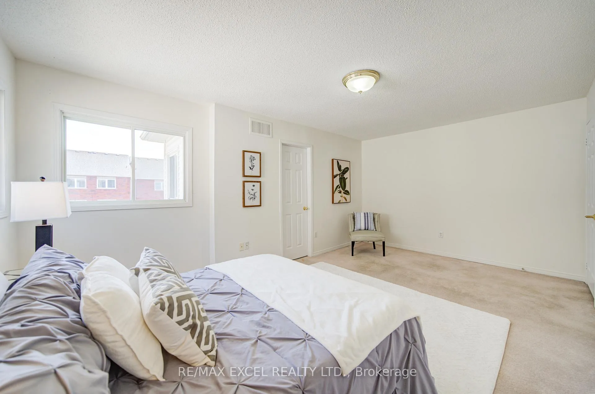 Photo 27 of 5148 Porter Street, Burlington, Uptown — HOMEH