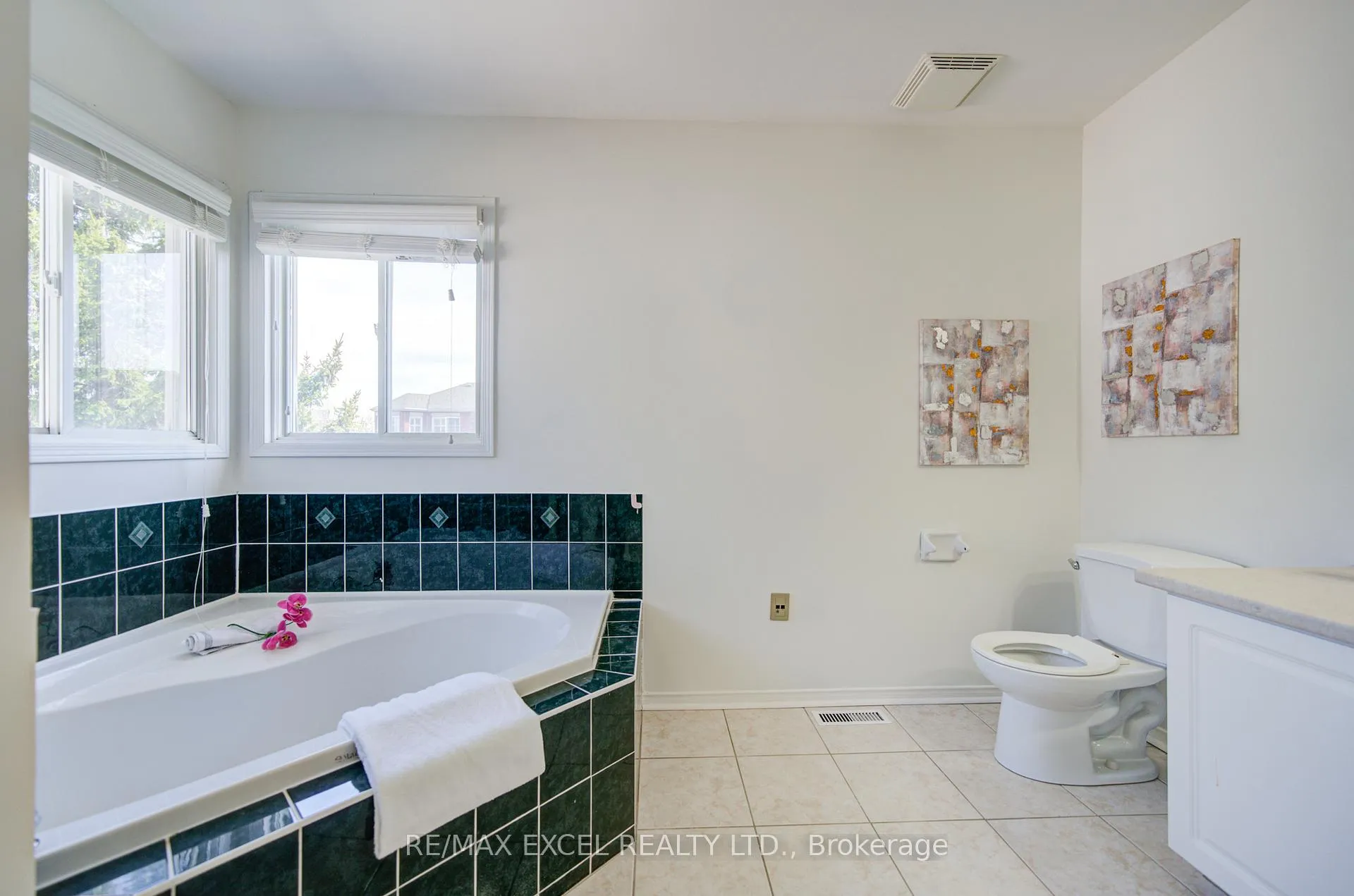Photo 29 of 5148 Porter Street, Burlington, Uptown — HOMEH