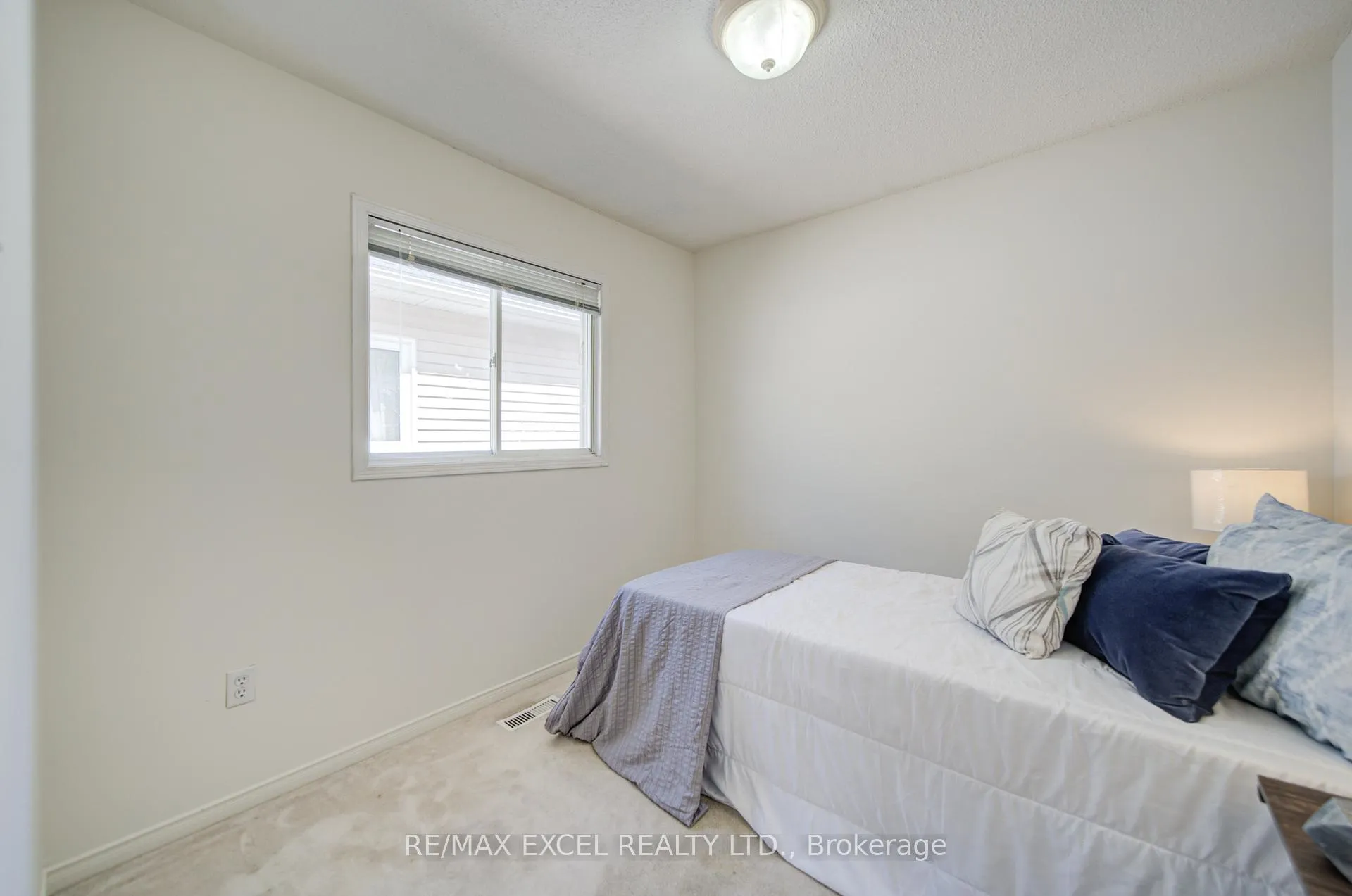 Photo 32 of 5148 Porter Street, Burlington, Uptown — HOMEH
