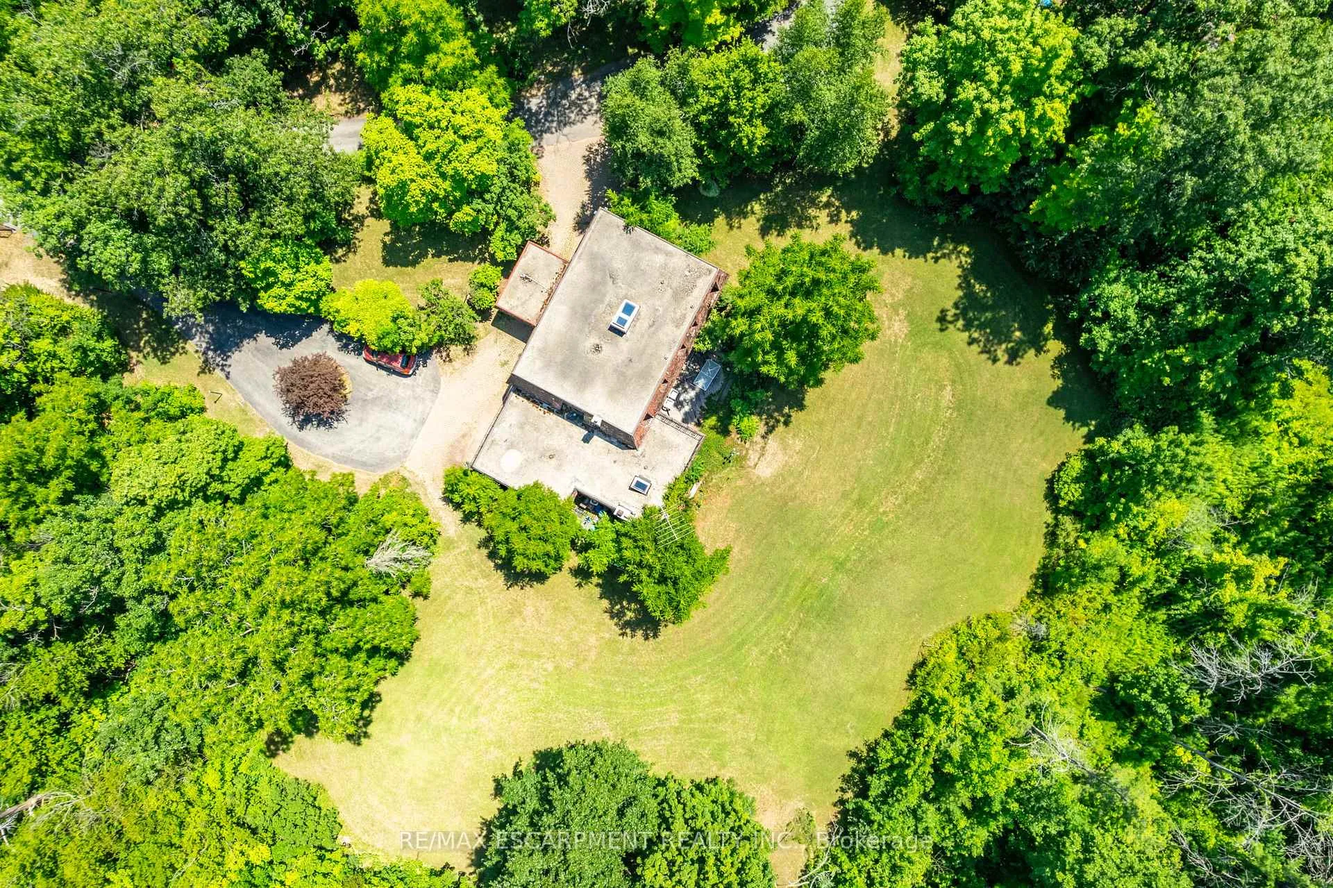 Photo 2 of 6746 Appleby Line, Burlington, Rural Burlington — HOMEH