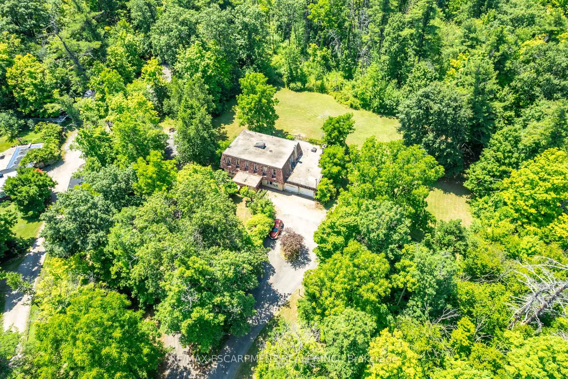 Photo 8 of 6746 Appleby Line, Burlington, Rural Burlington — HOMEH