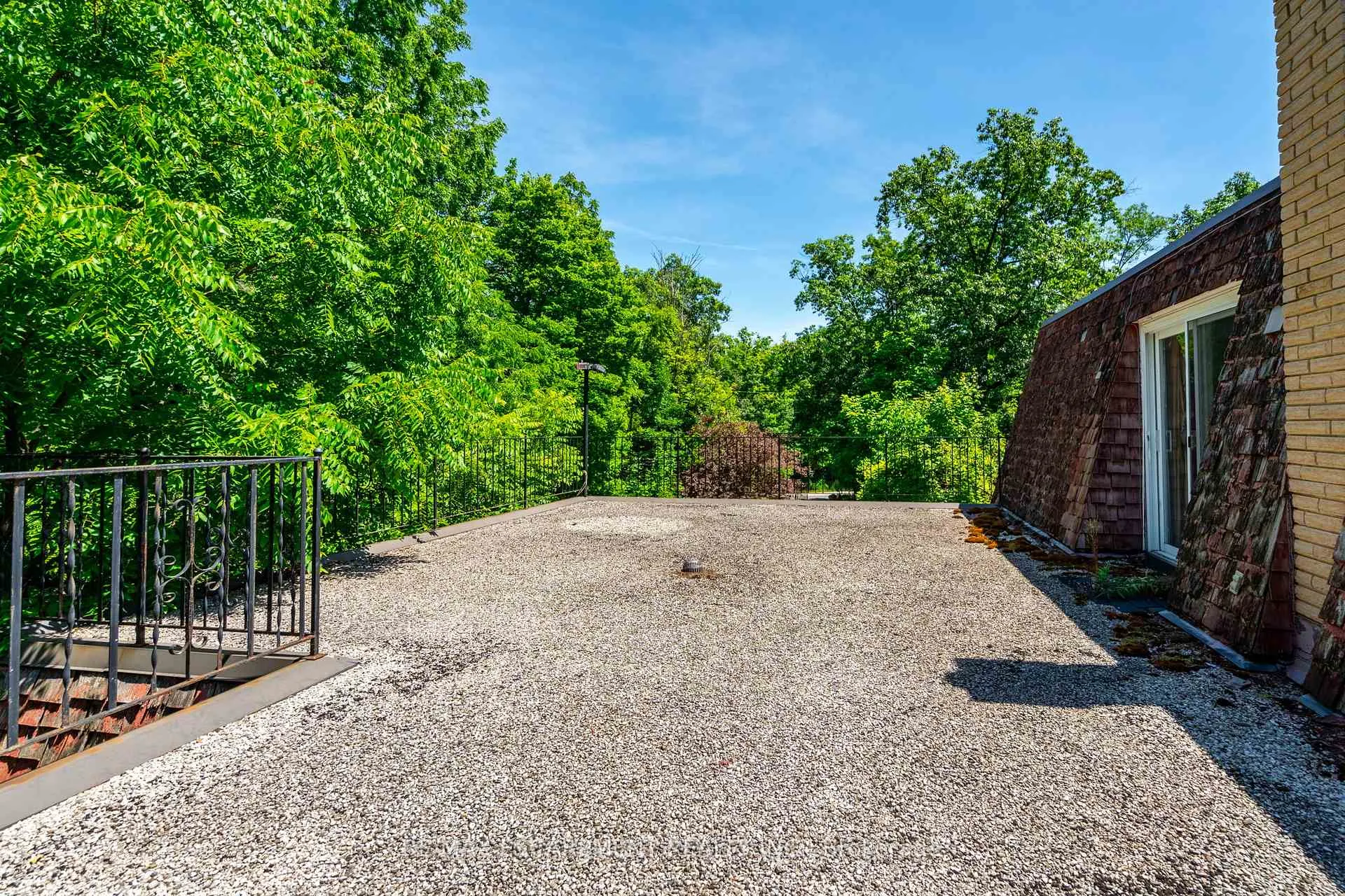 Photo 11 of 6746 Appleby Line, Burlington, Rural Burlington — HOMEH