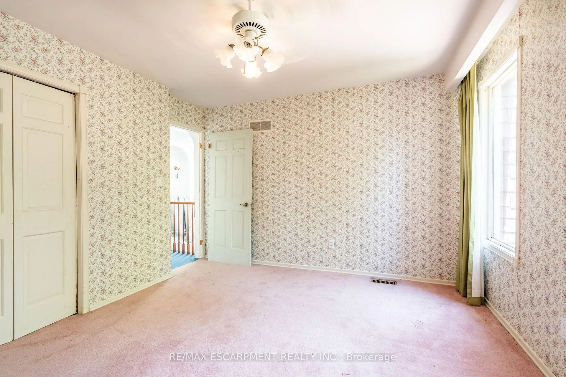 Photo 28 of 6746 Appleby Line, Burlington, Rural Burlington — HOMEH