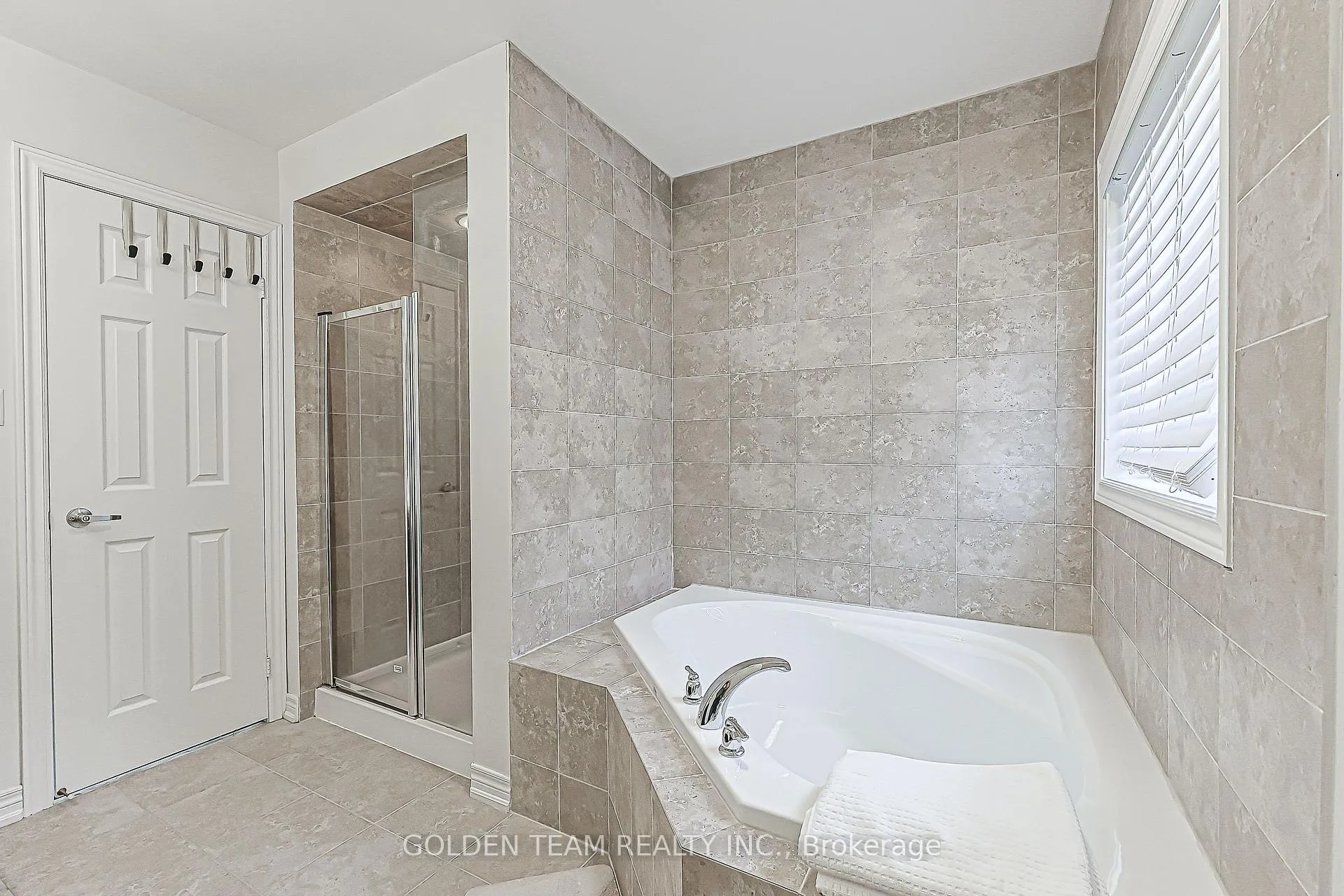 Photo 26 of 51 Beckett Avenue, Markham, Berczy — HOMEH