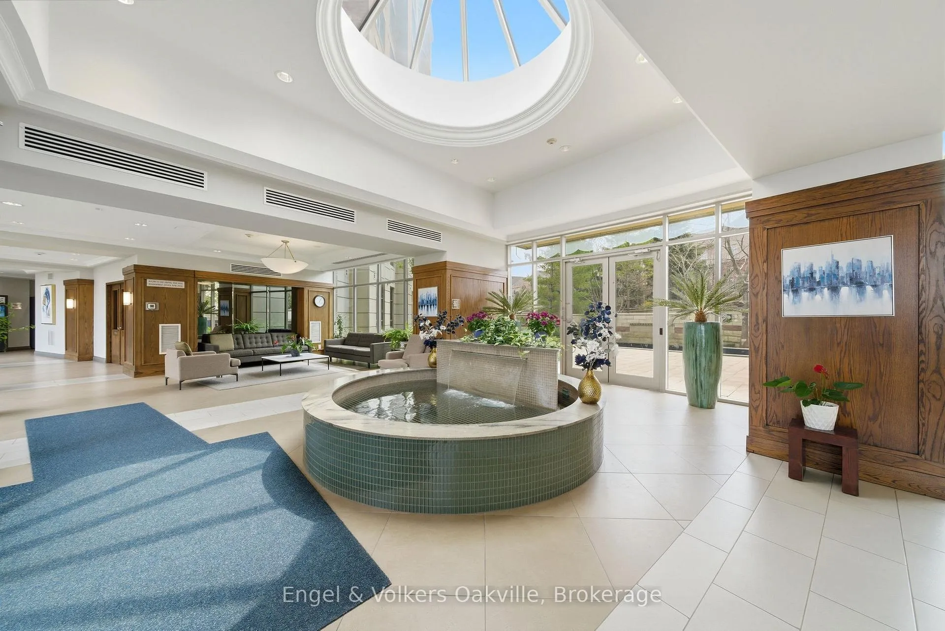 Photo 4 of Unit 601, 2379 Central Park Drive, Oakville, River Oaks — HOMEH
