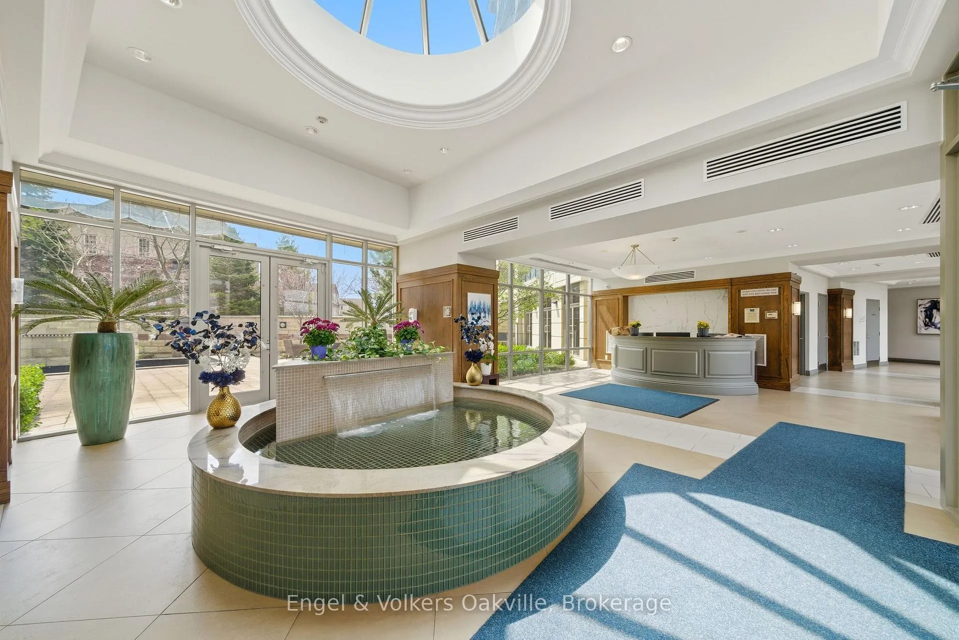 Photo 6 of Unit 601, 2379 Central Park Drive, Oakville, River Oaks — HOMEH