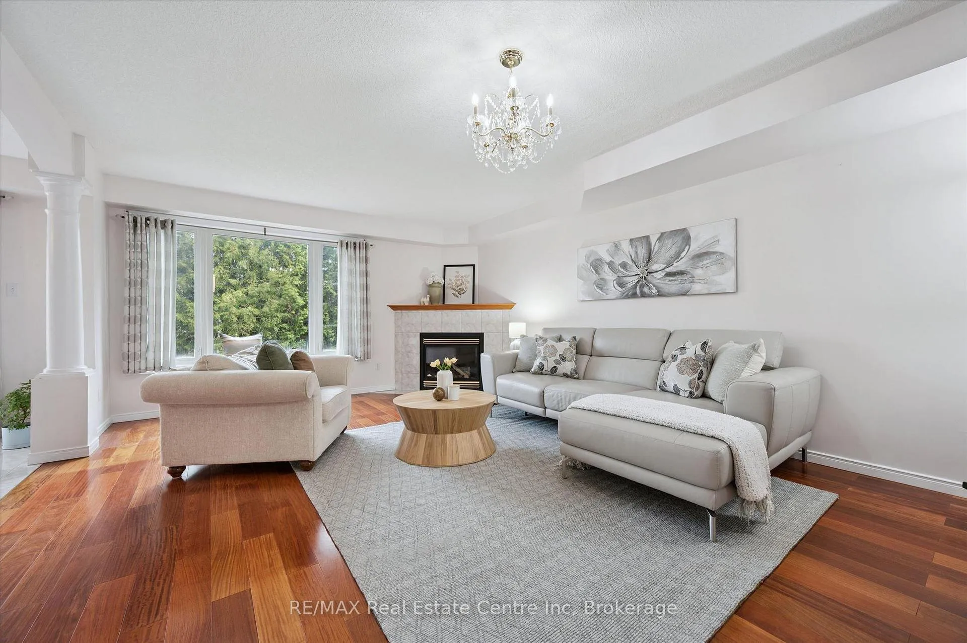 Photo 5 of 90 Marsh Crescent, Guelph, Pineridge/Westminster Woods — HOMEH