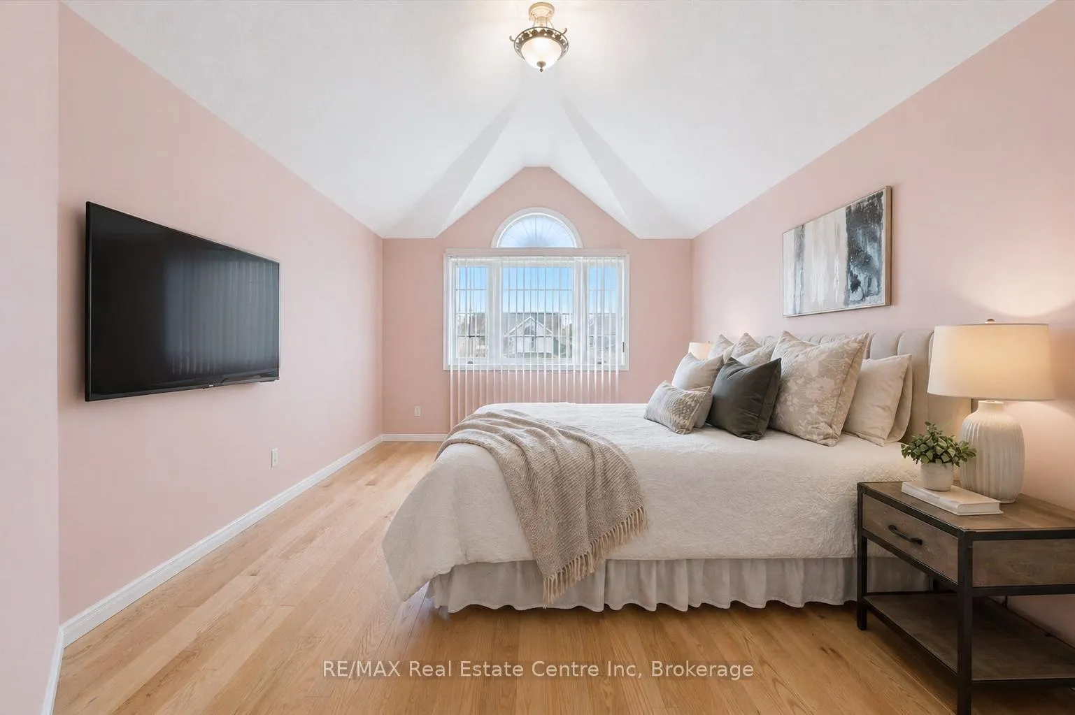 Photo 14 of 90 Marsh Crescent, Guelph, Pineridge/Westminster Woods — HOMEH