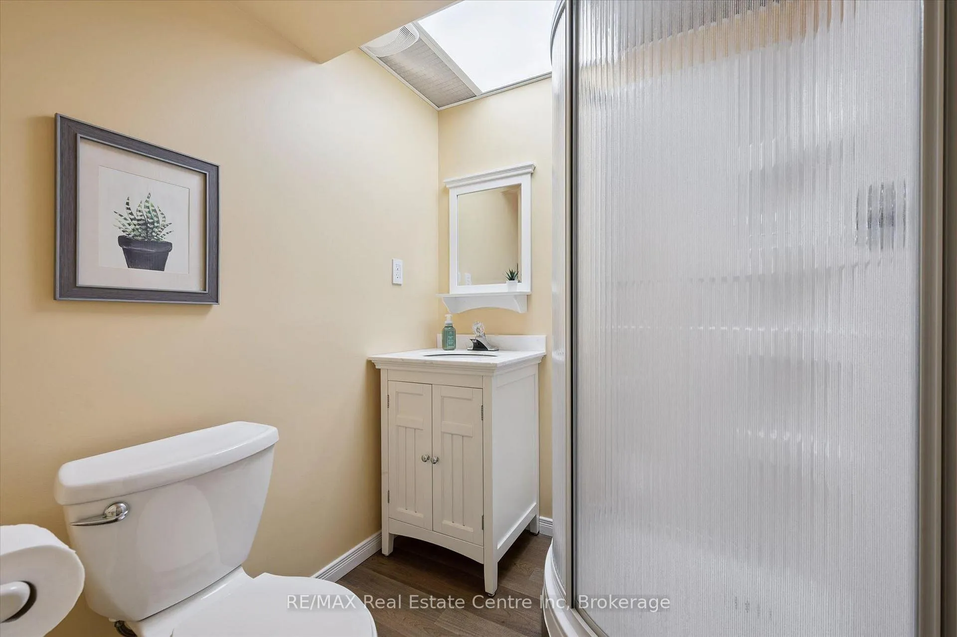 Photo 23 of 90 Marsh Crescent, Guelph, Pineridge/Westminster Woods — HOMEH