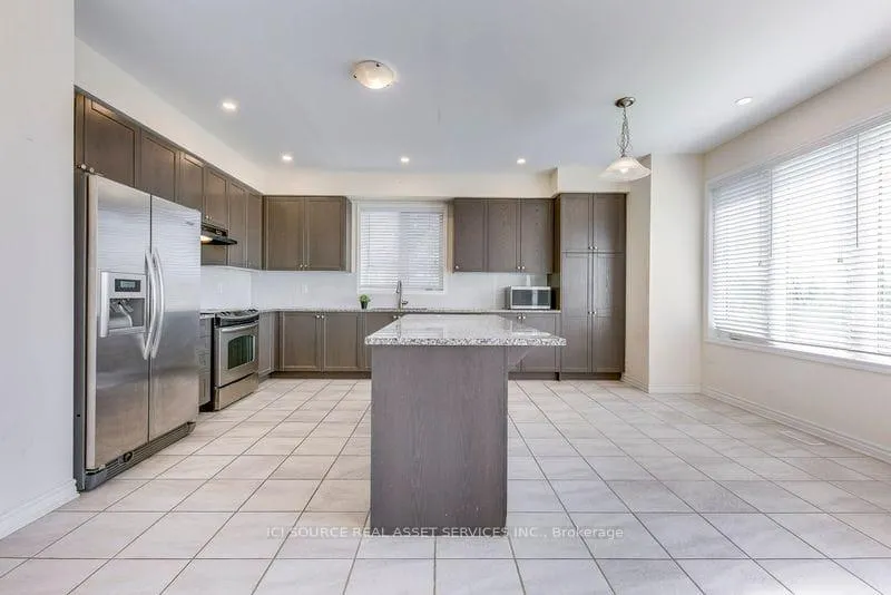 Photo 6 of Unit Upper, 52 Portman Street, Caledon, Rural Caledon — HOMEH