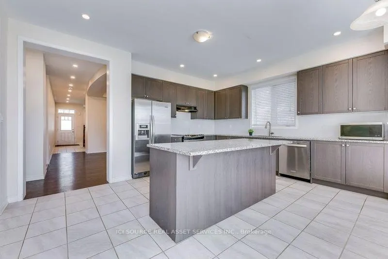 Photo 8 of Unit Upper, 52 Portman Street, Caledon, Rural Caledon — HOMEH