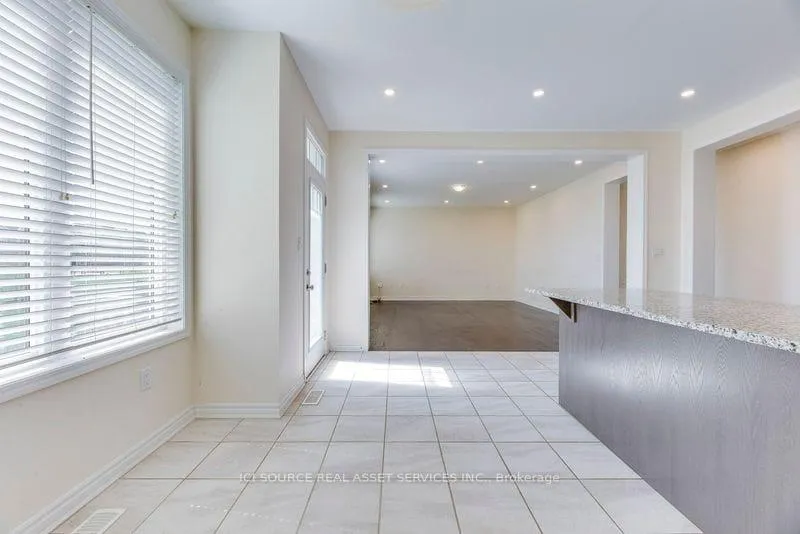 Photo 9 of Unit Upper, 52 Portman Street, Caledon, Rural Caledon — HOMEH