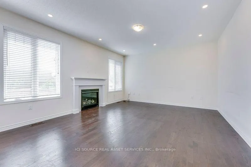Photo 10 of Unit Upper, 52 Portman Street, Caledon, Rural Caledon — HOMEH