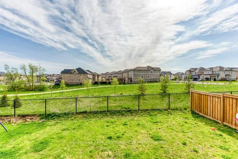 Photo 18 of Unit Upper, 52 Portman Street, Caledon, Rural Caledon — HOMEH