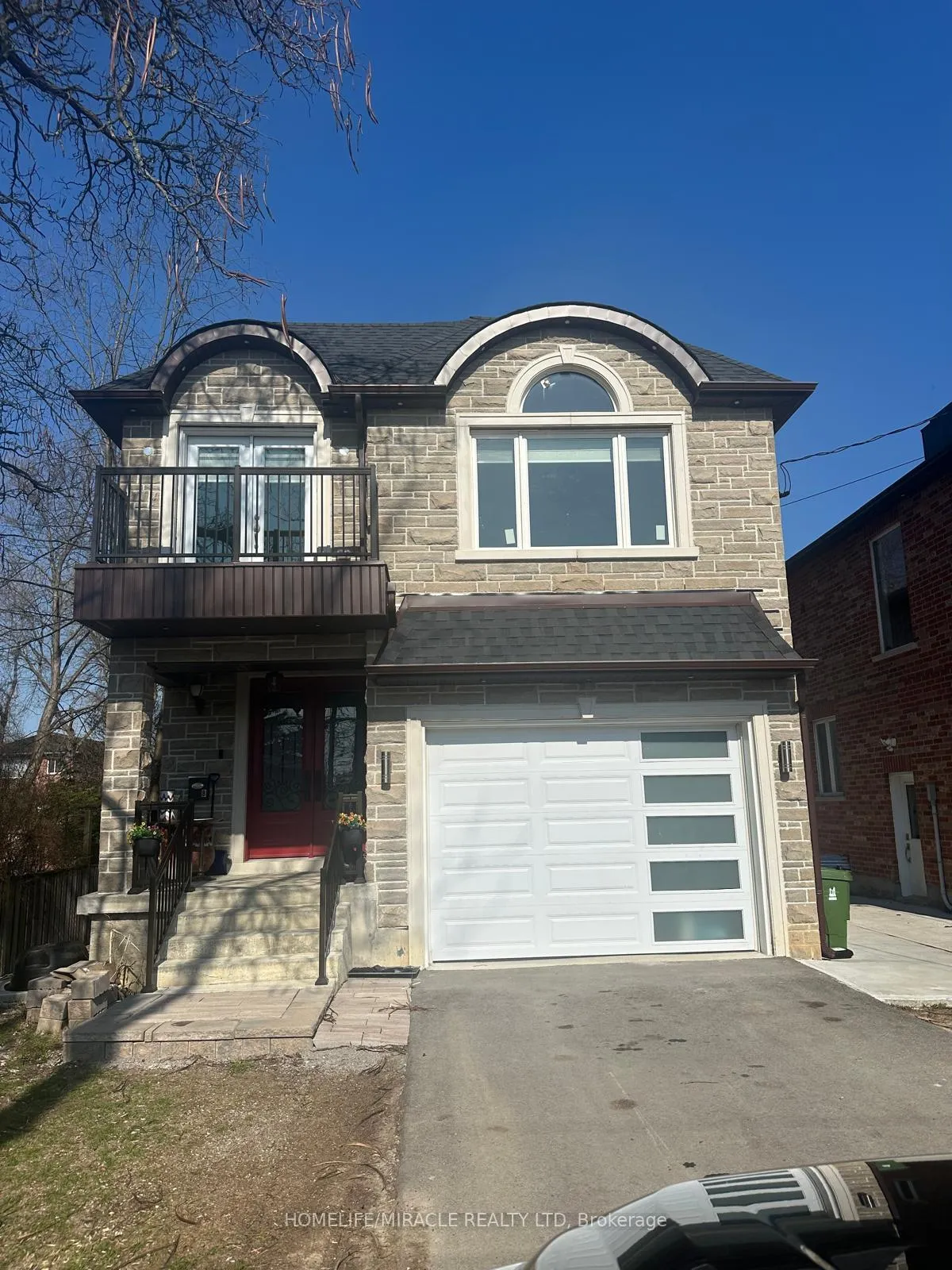 Front of 69B Homestead Road